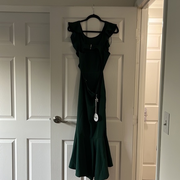 Petal & Pup AVANI DRESS - EMERALD - Picture 6 of 11